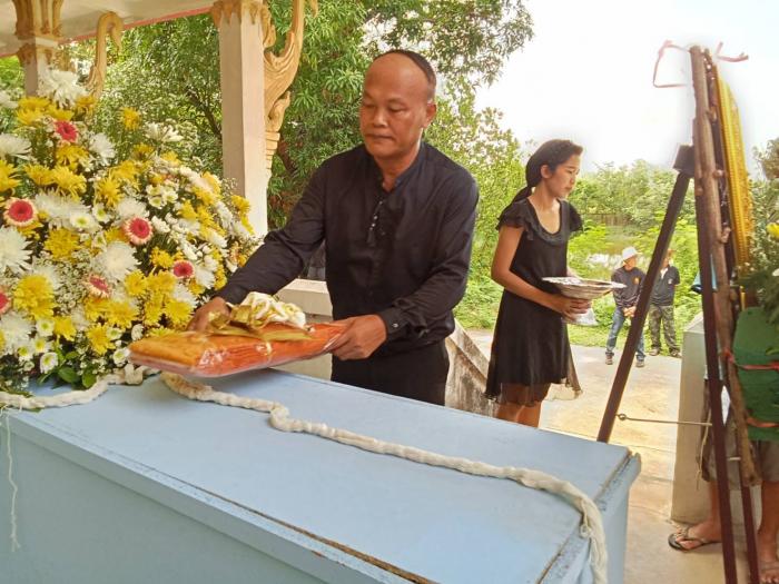 พิธีฌาปนกิจศพ คุณพ่อประมวล กลางหล้า